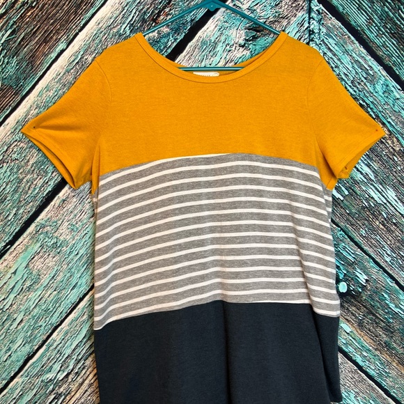 Modern marigold Reborn J Women’s size large top - Picture 1 of 4